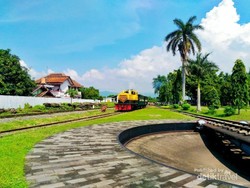 Wajib Coba! Wisata Naik Kereta Jadul di Ambarawa