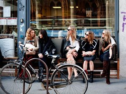 Wajib Tampil Stylish Saat Liburan di 4 Kota Ini