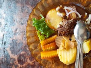 Warung Selat Mbak Lies Solo: Pas di Lidah, Cocok untuk Perkaya Konten Instagram