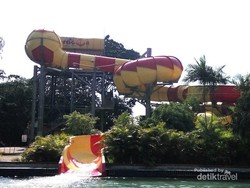 Water Park Super Seru di Ancol
