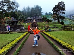Wisata Cantik Nan Sejuk di Solo: Candi Cetho