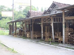 Wisata di Sentra Industri Bambu Yogyakarta