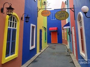 Wisata Keliling Dunia Seharian Ada di Yogyakarta