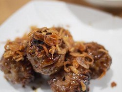 Wisata Kuliner di Malang, Coba Nih Bakso Bakar yang Lezat