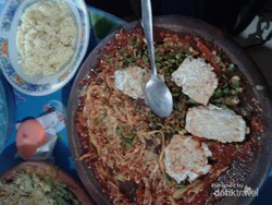 Wisata Kuliner Nasi Jagung di Mojokerto Ini Enak Banget!