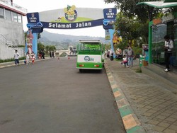 Wisata Seru Bersama Keluarga di Kampung Gajah Bandung