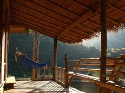 Wow! Penginapan Ini 100% Terbuat dari Bambu