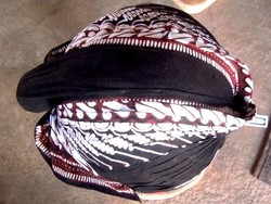 Yang Beda dari Yogyakarta: Wisata Membuat Blangkon