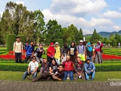 Yang Hijau dan Adem di Cianjur, Taman Bunga Nusantara
