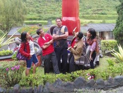 Yang Segar di Tegal, Pemandian Air Panas Guci