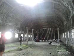 Yang Unik dari Magelang, Gereja Berbentuk Ayam!