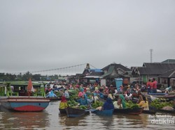Yang Unik di Kalimantan Selatan, Pasar Terapung Lok Baintan