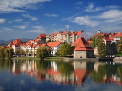 Yuk! Berkunjung ke 2 Ibukota Budaya Eropa 2012