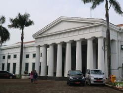 Ziarah Kebudayaan ke Museum Seni Rupa dan Keramik