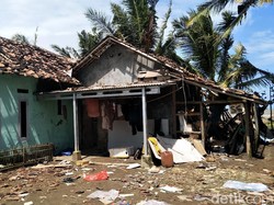 Cerita Dahsyatnya Puting Beliung Terjang Puluhan Rumah di Pandeglang