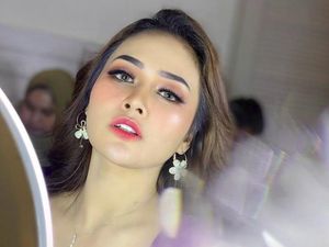 Intan Ratna Juwita Tegaskan Diceraikan Maell Lee Bukan karena Terlalu Seksi Intan Ratna Juwita Tegaskan Diceraikan Maell Lee Bukan karena Terlalu Seksi