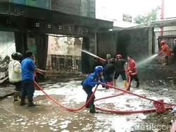 Gudang Penyimpanan BBM di Cianjur Ludes Terbakar