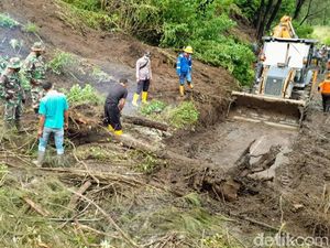 Akses ke Kawah Ijen yang Terputus Gegara Longsor Akhirnya Terbuka Kembali Akses ke Kawah Ijen yang Terputus Gegara Longsor Akhirnya Terbuka Kembali