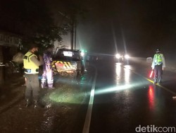 Material Longsor di Trenggalek Dibersihkan, Jalur Menuju Ponorogo Kembali Normal