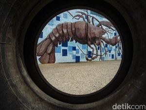 Mural Bertema Laut Bikin Kampung Lodan di Jakut Penuh Warna