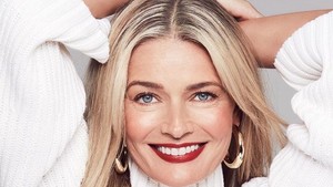 Supermodel Senior Curhat Didepak Aplikasi Kencan, Dicurigai Pakai Akun Palsu