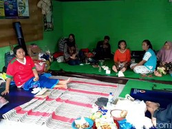 Pengungsi Banjir Kepulungan Pasuruan akan Dievakuasi ke Tempat Lebih Layak