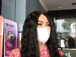 Titi DJ Lega Bisa Vaksinasi Dosis Pertama Meski Idap Autoimun