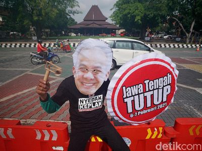 Aksi Teatrikal Jateng di Rumah Saja Mejeng di Balai Kota Solo