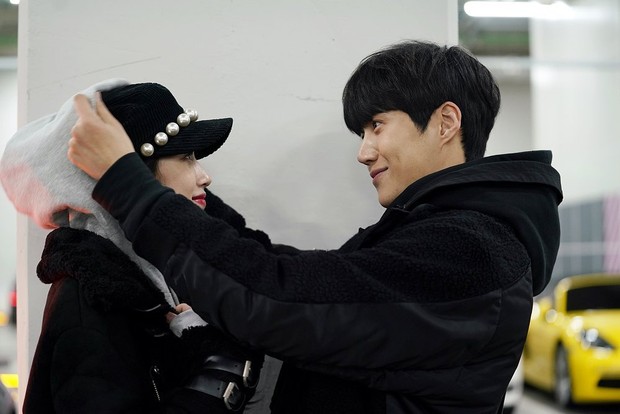 Aktor Kim Seon Ho menjadi cameo untuk drama Find Me in Your Memory/Sumber/Instagram/salt_ent. Aktor Kim Seon Ho menjadi cameo untuk drama Find Me in Your Memory.