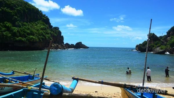 3 Pantai Indah Bertetangga di Gunungkidul