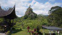 Ada Kapal Nyasar di Tebing Bukittinggi