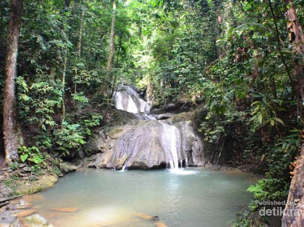 Air Terjun Tersembuyi di Aceh