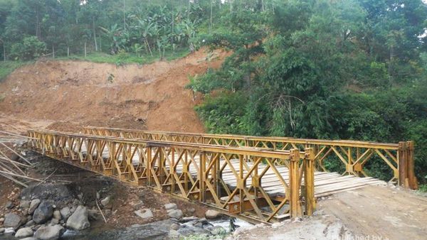 Akhir Pekan, Asyiknya Main ke Air Terjun Kembar di Bogor