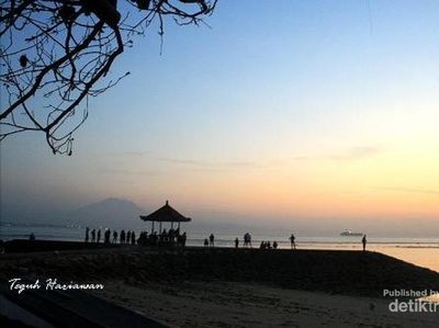 Akhir Pekan, Berburu Sunrise di Pantai Sanur