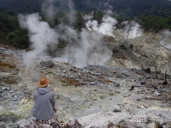 Akhir Pekan di Bogor, Yuk ke Kawah Ratu