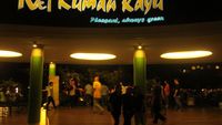 Akhir Pekan Lezat di Taman Santap Rumah Kayu, Serpong