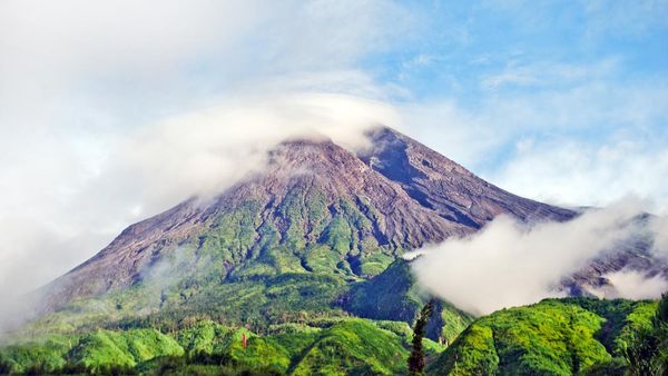 Apa Kabar Merapi di Tahun Baru?