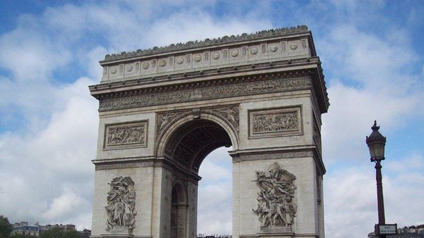 Arc de Triomphe, Monumen Megah Bangsa Prancis