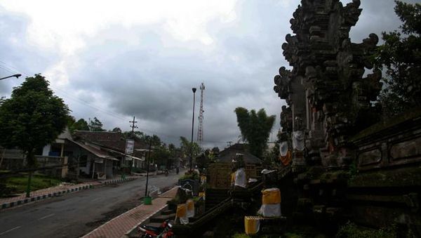 Arsitektur Pura Mandara Giri Semeru