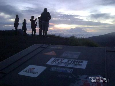Asyiknya Lihat Syuting My Trip My Adventure di Bromo
