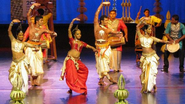 Ayubowan! Seluruh Sri Lanka Menari