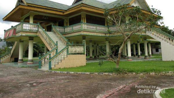 Bangunan Peninggalan Kesultanan Melayu di Langkat