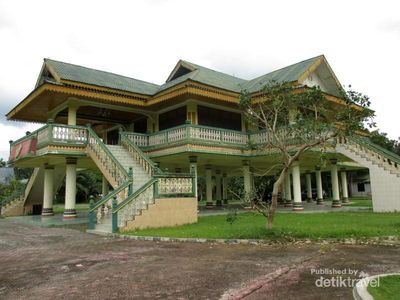 Bangunan Peninggalan Kesultanan Melayu di Langkat
