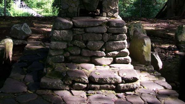 Batu Batikam dan Batu Basureh yang Terlupakan