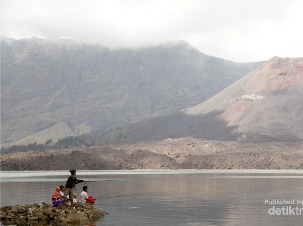 Begini Cara Bersenang-senang di Segara Anak, Rinjani