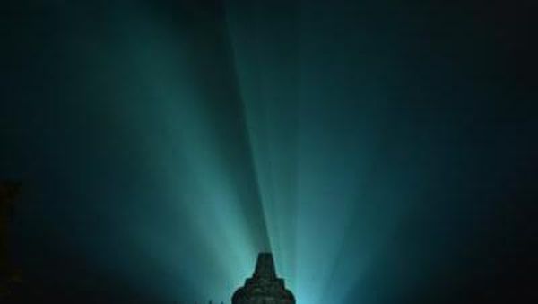 Begini Keindahan Lampion & Kemeriahan Waisak di Candi Borobudur