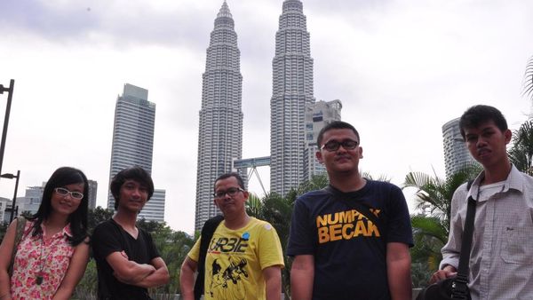 Begini Nih Asyiknya Keliling Kuala Lumpur