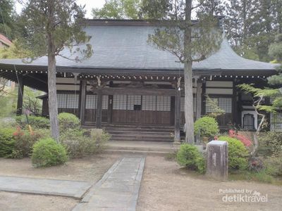 Begini Serunya Menginap di Komplek Kuil Jepang