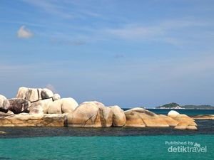 Belitung, Wisata Laut yang Indah dari Sumatera