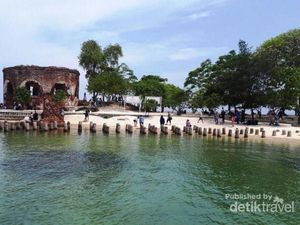 Benteng Indah di Tepi Pantai Ini Ada di Jakarta, Tahu?
